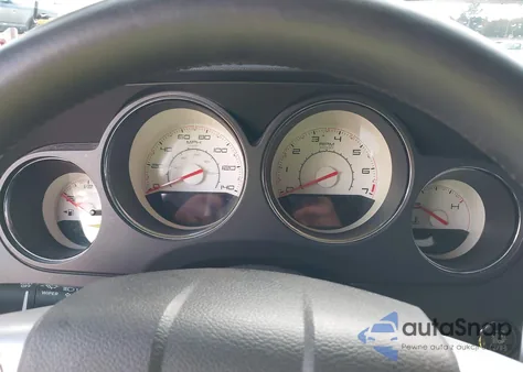 2013 Dodge Challenger Sxt z USA, uszkodzony, nr VIN 2C3CDYAG5DH641615